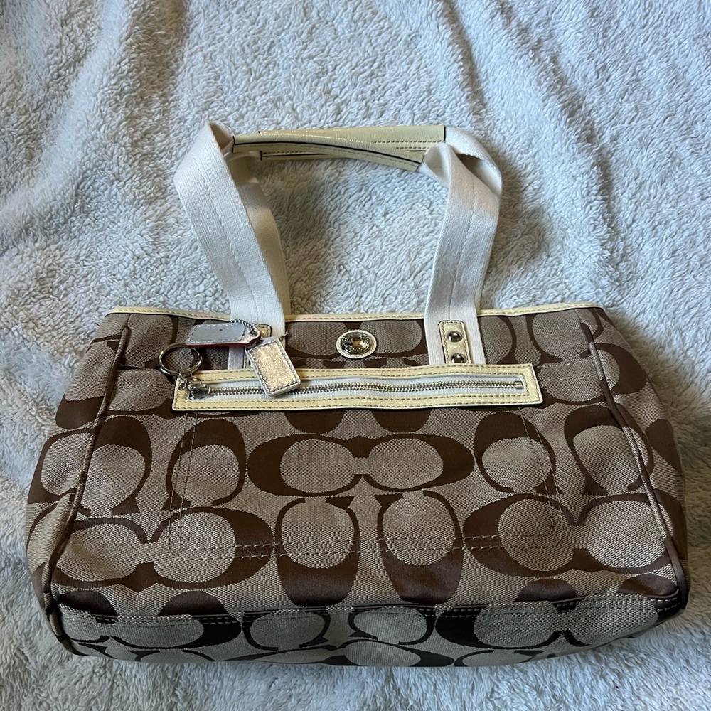 Coach Coach Daisy Signature Tote bag